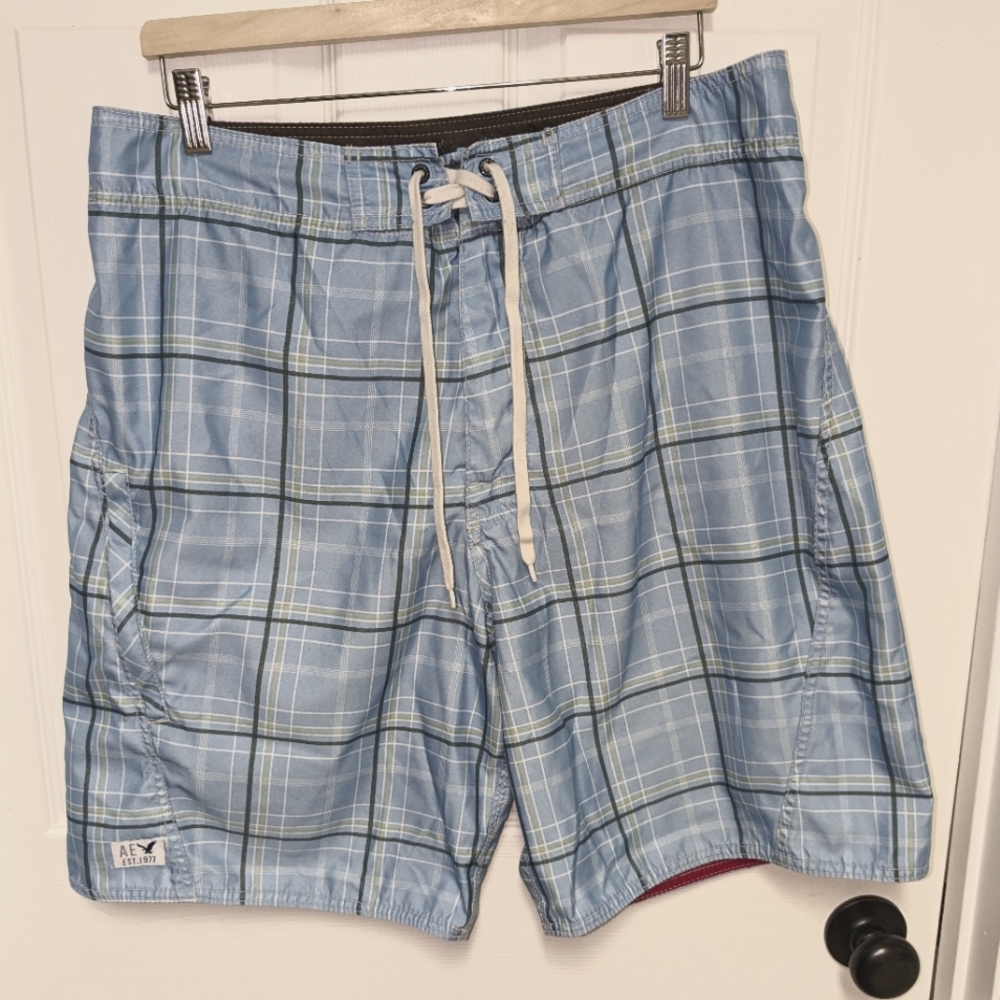 American Eagle Swim Board Shorts Blue Plaid Size 36 Men's EUC
